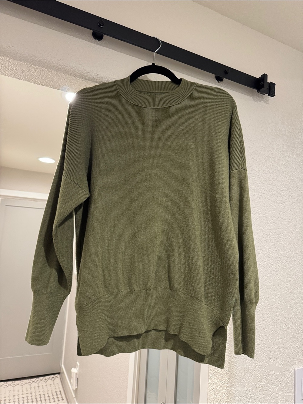 Abercrombie & Fitch Olive Green Crewneck Sweater